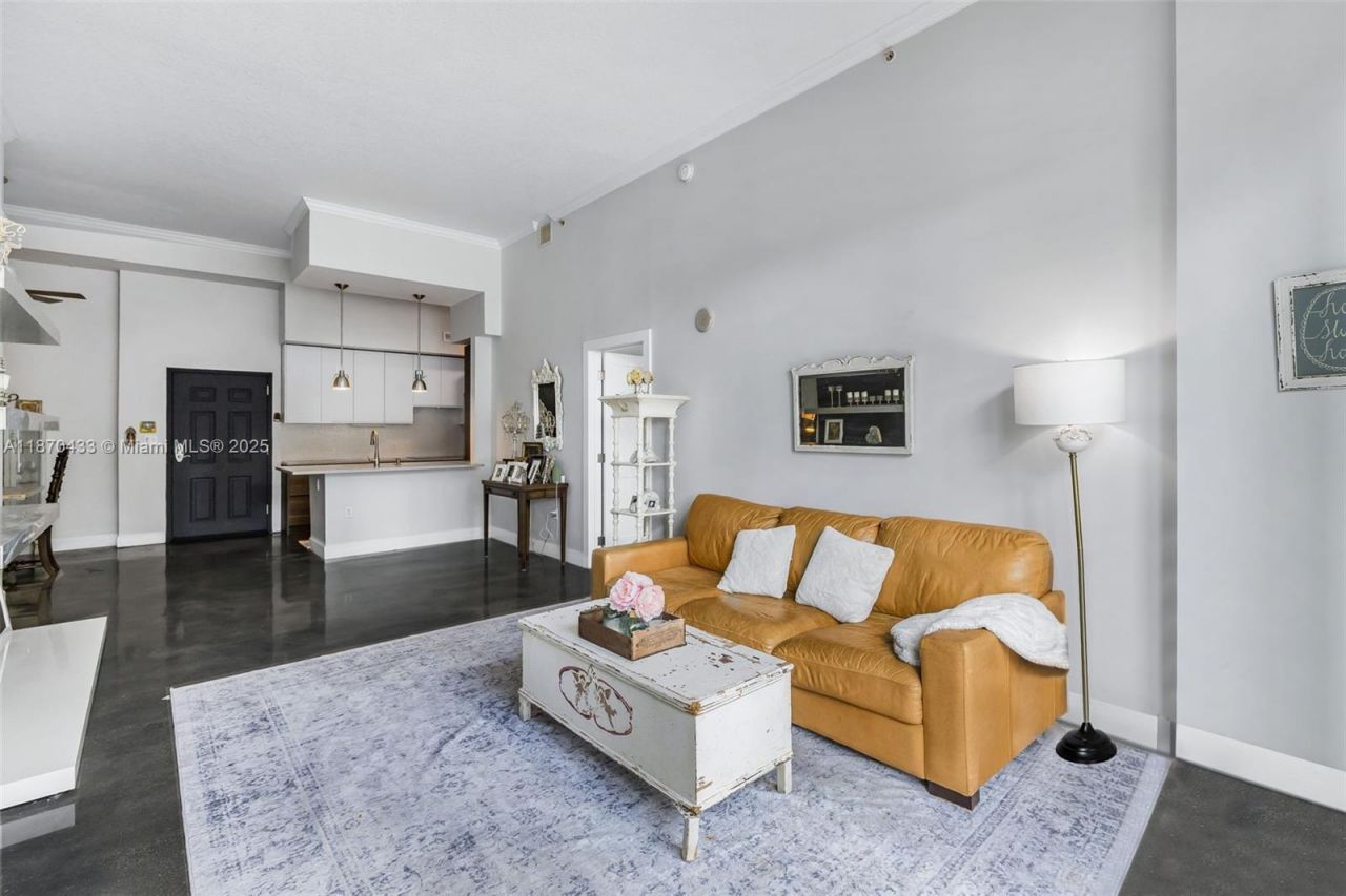 2000 N Bayshore Dr, Unit 114, Miami, FL 33137 Photo