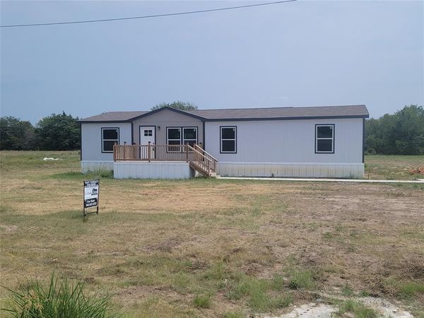 355 Largo Street, Bonham, TX 75418