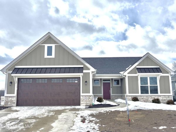 4334 Post Office Circle, Maumee, OH 43537