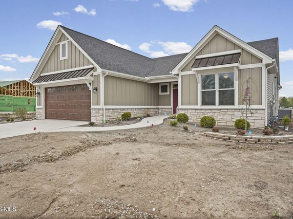 4334 Post Office Circle, Maumee, OH 43537