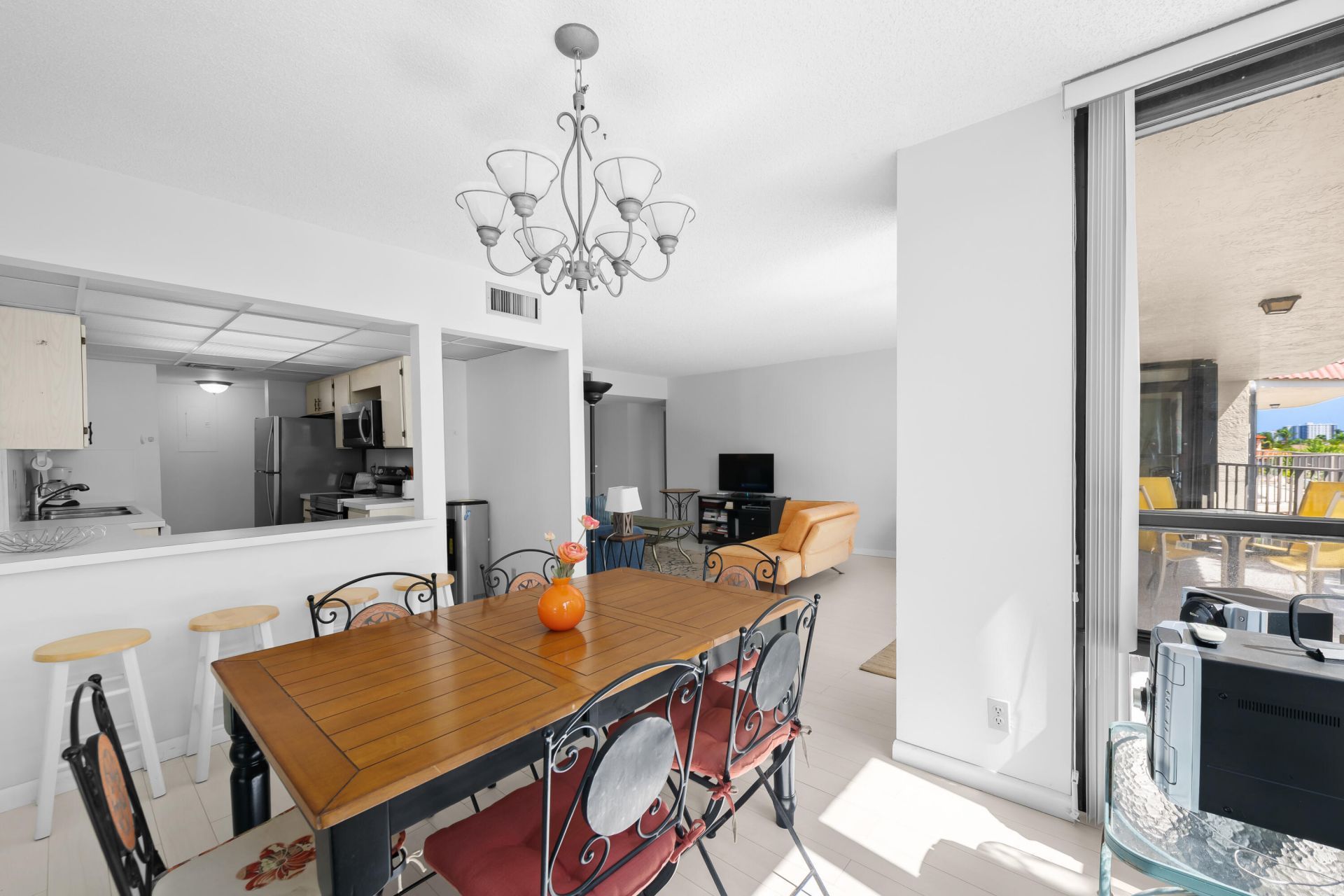 799 Jeffery Street, Unit 411, Boca Raton, FL 33487 Photo