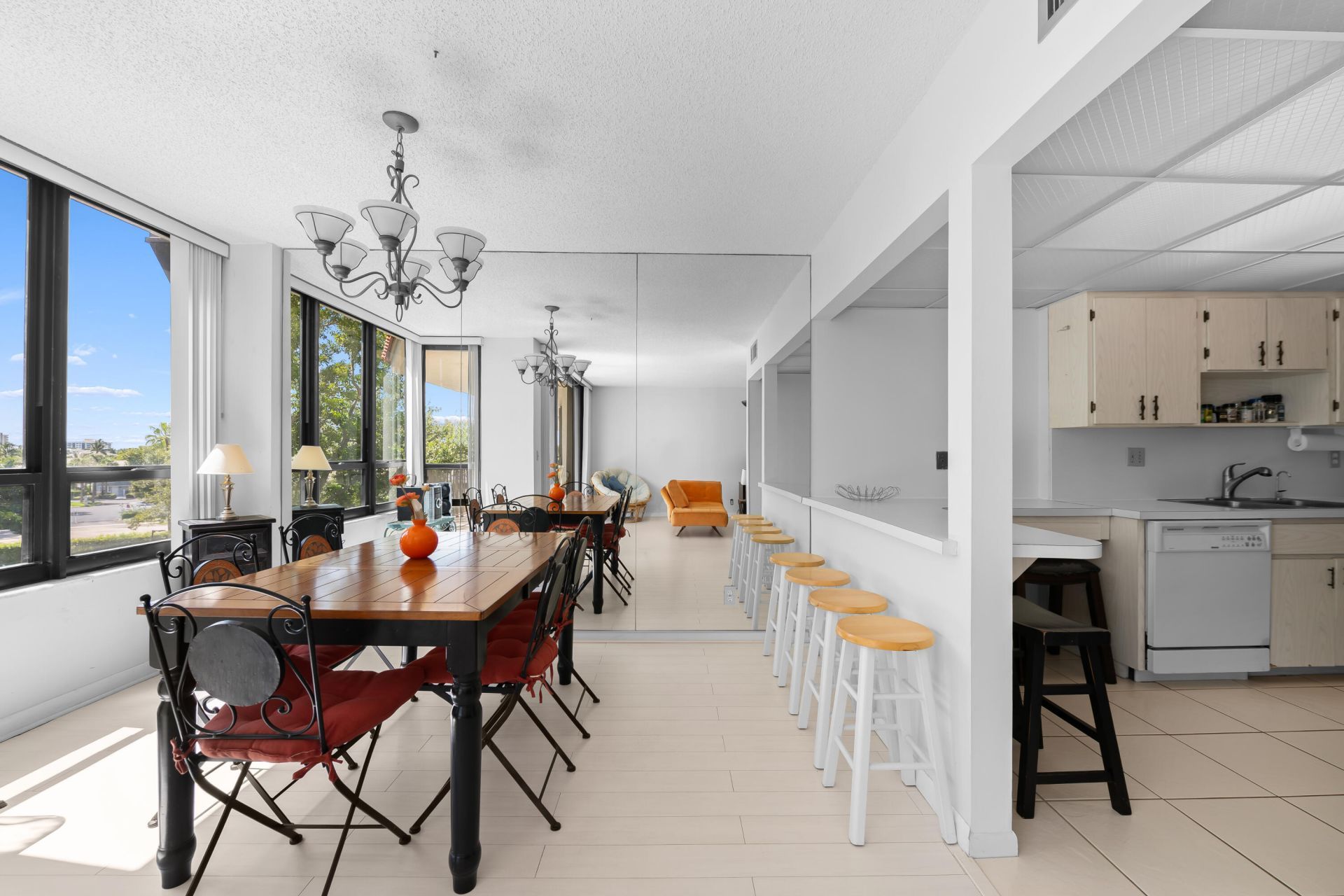 799 Jeffery Street, Unit 411, Boca Raton, FL 33487 Photo