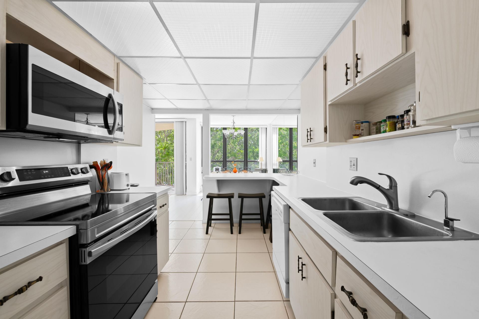 799 Jeffery Street, Unit 411, Boca Raton, FL 33487 Photo