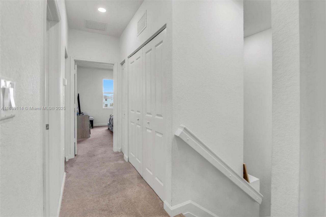 12774 NW 22nd Pl, Miami, FL 33167 Photo