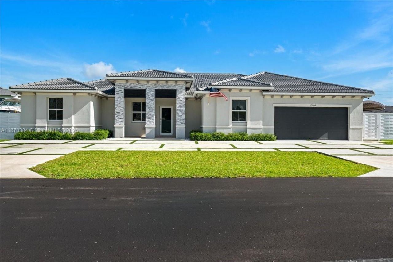 19803 SW 321 Street, Homestead, FL 33030 Photo