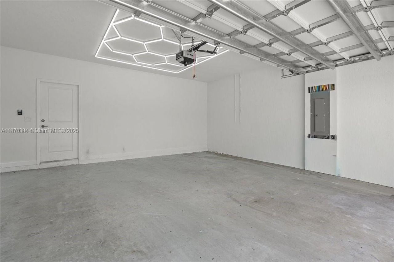 19803 SW 321 Street, Homestead, FL 33030 Photo