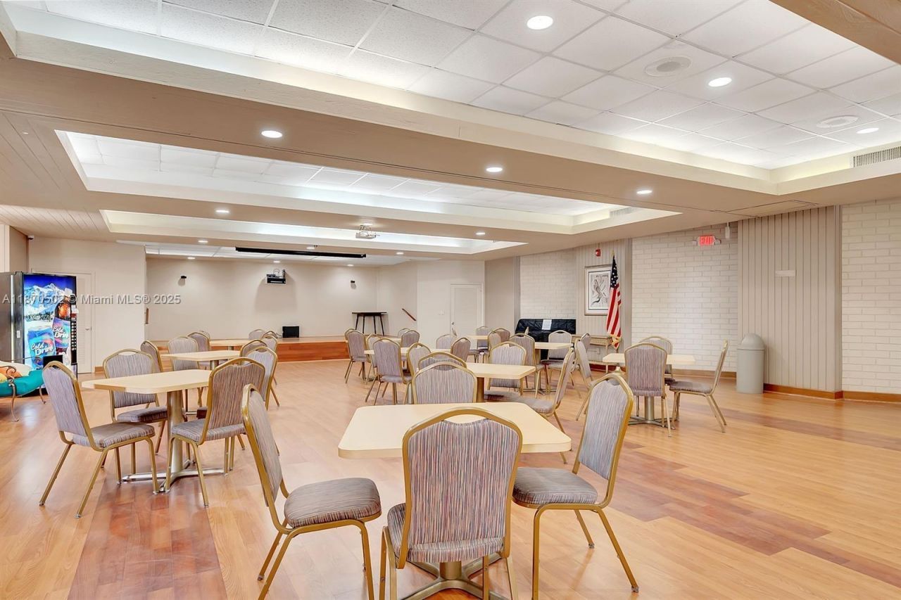 2804 N 46th Ave, Unit C430, Hollywood, FL 33021 Photo