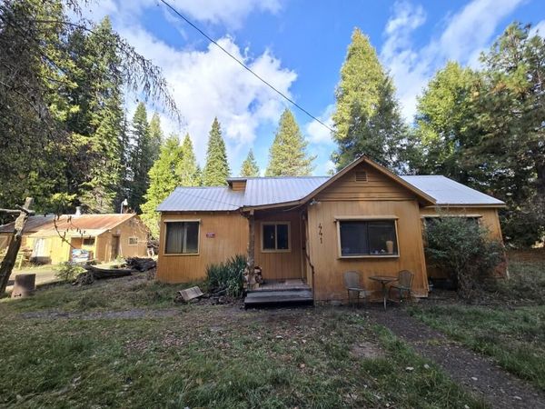 441 Red Blanket Road, Prospect, OR 97536