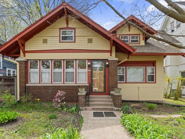 212 Marquette Avenue, South Bend, IN 46617