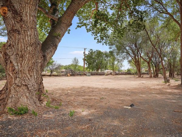 20 Blue Sky, Corrales, NM 87048