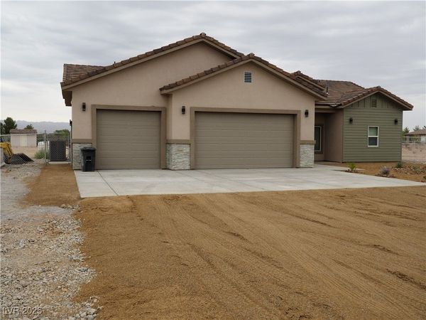 6141 S Lisa Lane, Unit 1, Pahrump, NV 89048