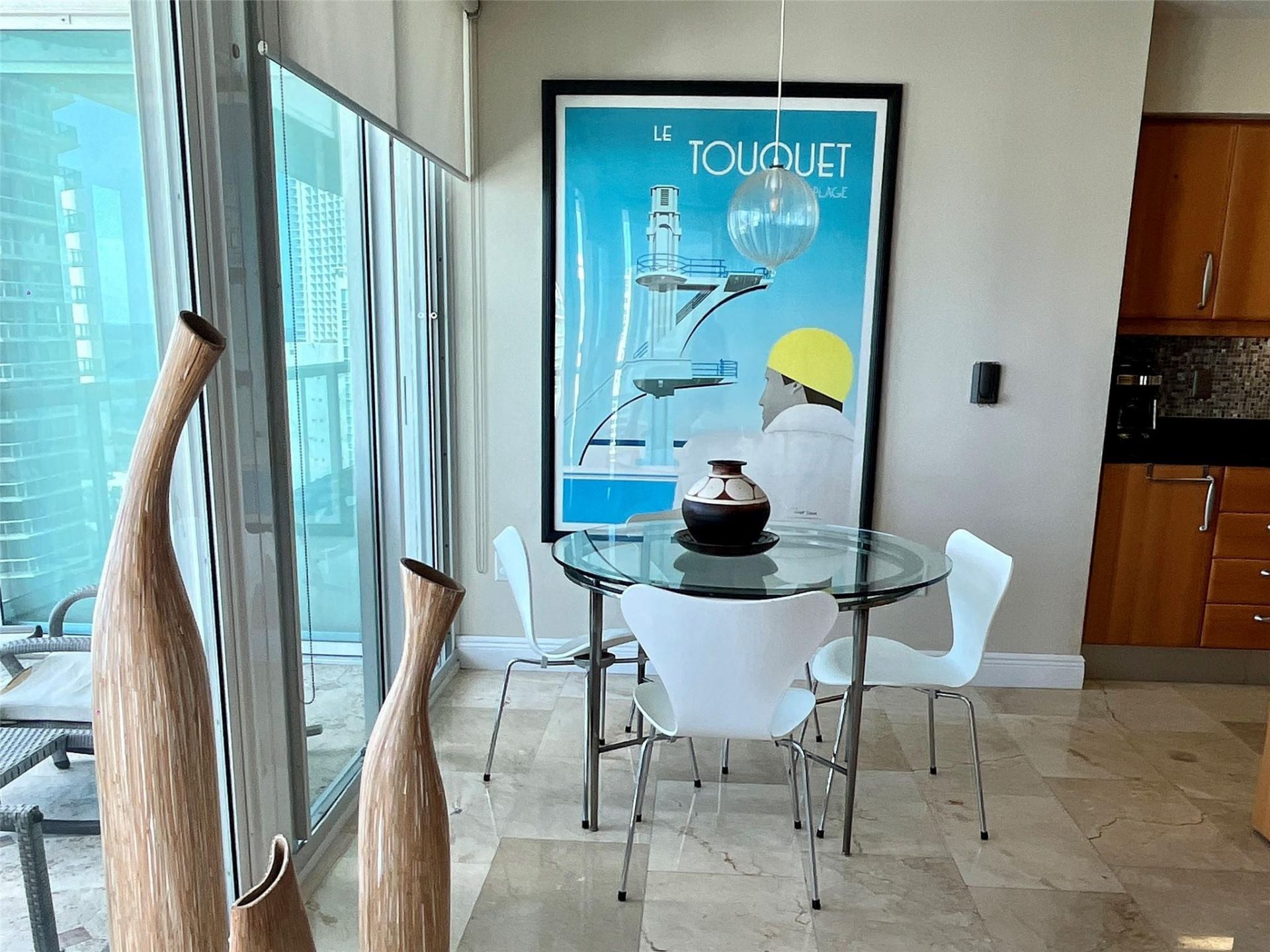 16500 Collins Avenue, Unit 2052, Sunny Isles Beach, FL 33160 Photo