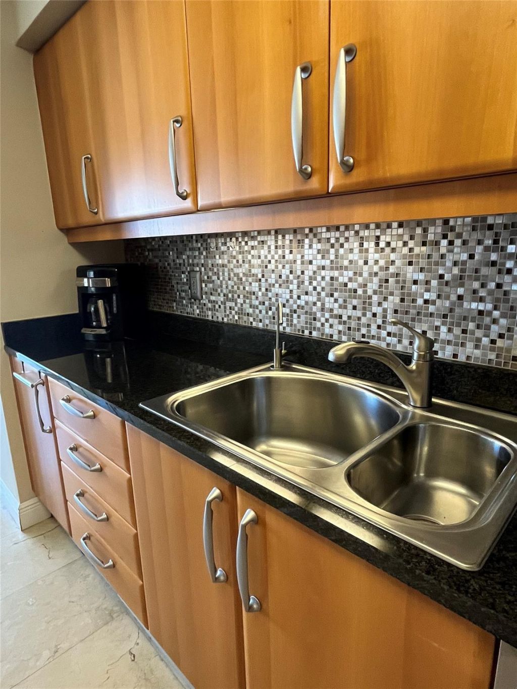 16500 Collins Avenue, Unit 2052, Sunny Isles Beach, FL 33160 Photo