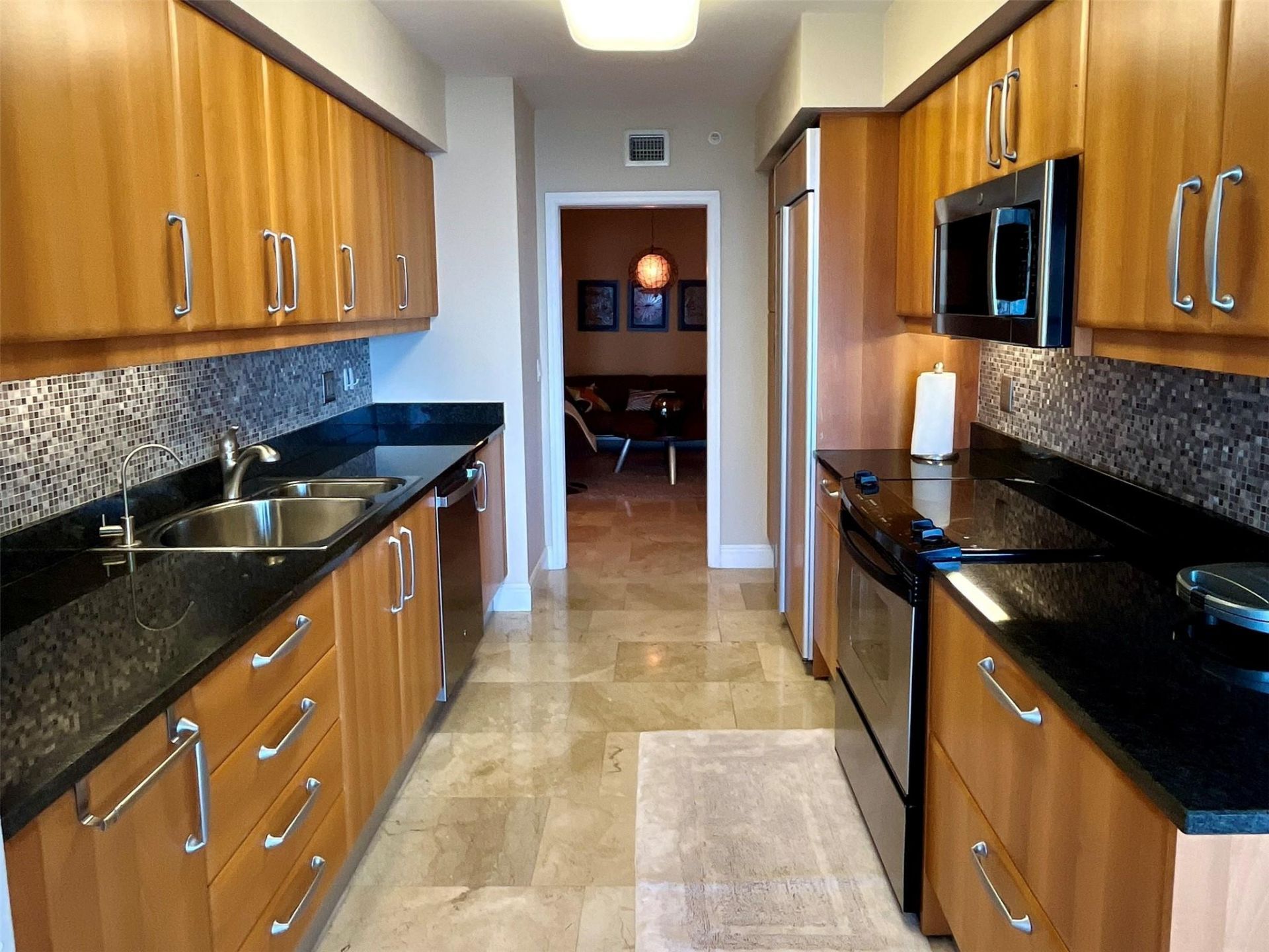 16500 Collins Avenue, Unit 2052, Sunny Isles Beach, FL 33160 Photo