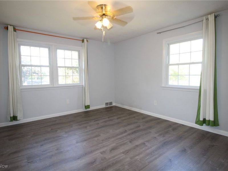 4740 Echoglenn Street NW, Canton, OH 44720 Photo 17