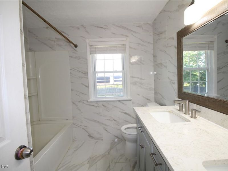 4740 Echoglenn Street NW, Canton, OH 44720 Photo 20