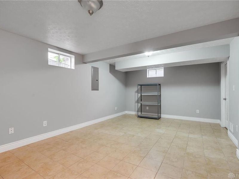 3611 King Edward Way, Beavercreek, OH 45431 Photo 28