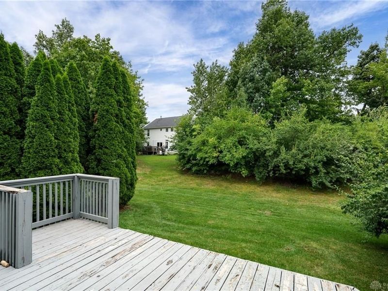 3611 King Edward Way, Beavercreek, OH 45431 Photo 8