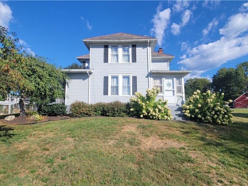 500 Applegate Drive, Beverly, OH 45715 Photo 2