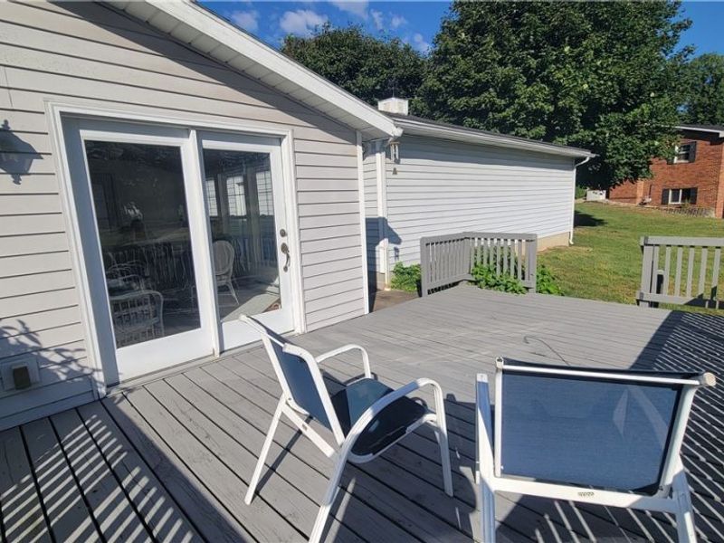 500 Applegate Drive, Beverly, OH 45715 Photo 8