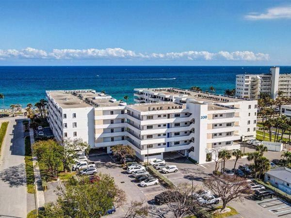 330 SE 20 Avenue, Unit 421, Deerfield Beach, FL 33441