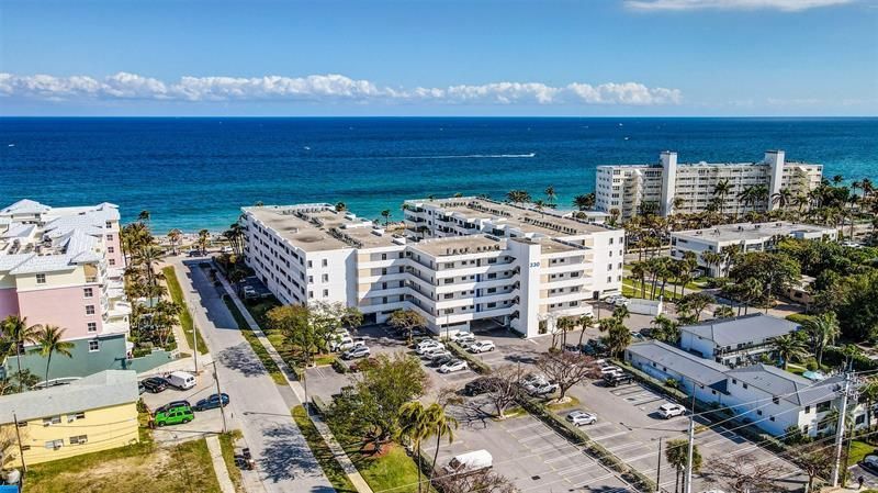 330 SE 20 Avenue, Unit 421, Deerfield Beach, FL 33441 Photo