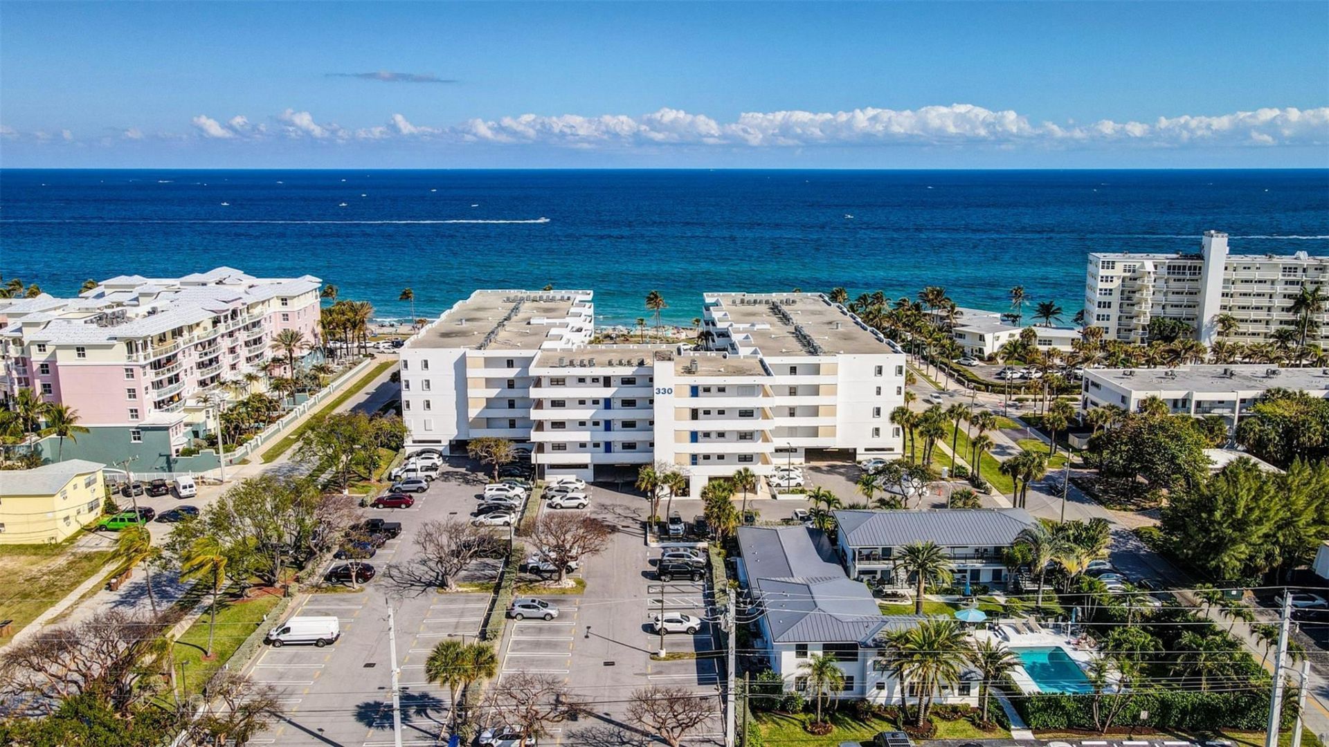 330 SE 20 Avenue, Unit 421, Deerfield Beach, FL 33441 Photo