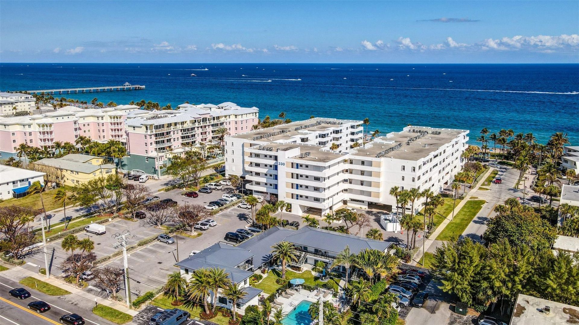330 SE 20 Avenue, Unit 421, Deerfield Beach, FL 33441 Photo