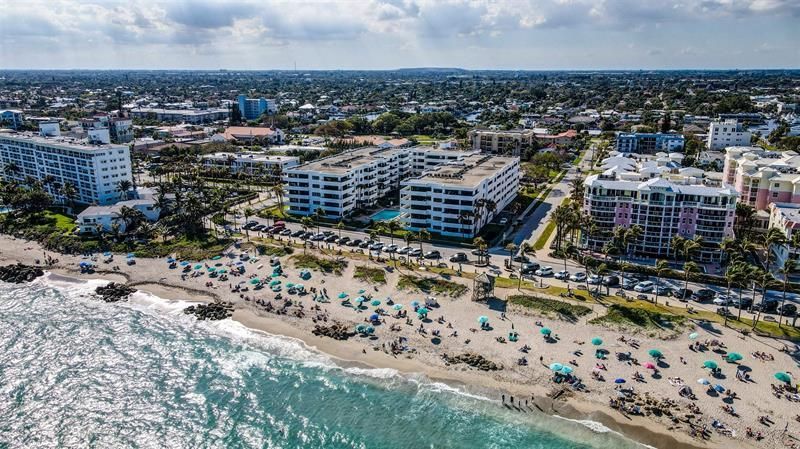 330 SE 20 Avenue, Unit 421, Deerfield Beach, FL 33441 Photo