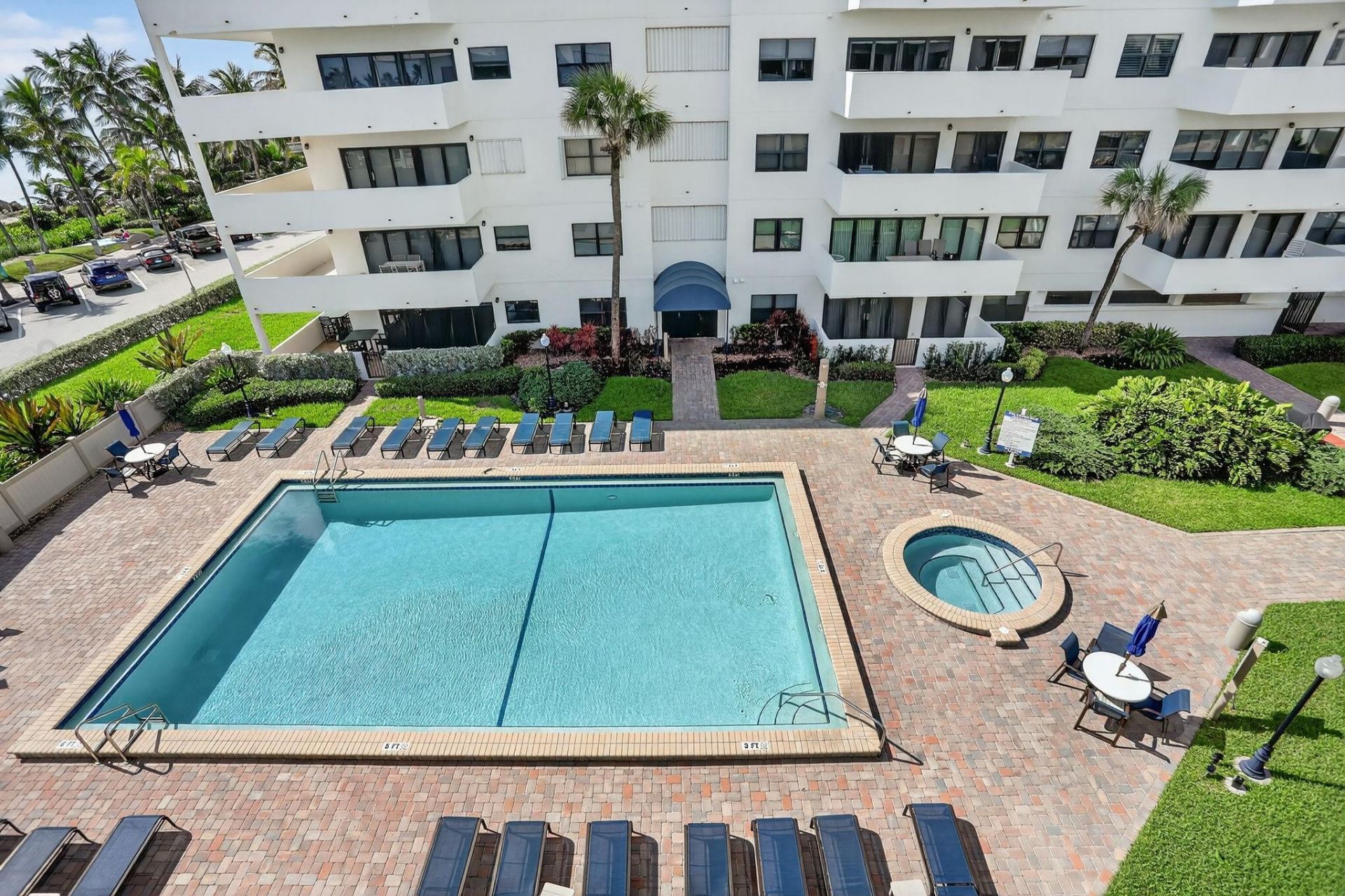 330 SE 20 Avenue, Unit 421, Deerfield Beach, FL 33441 Photo