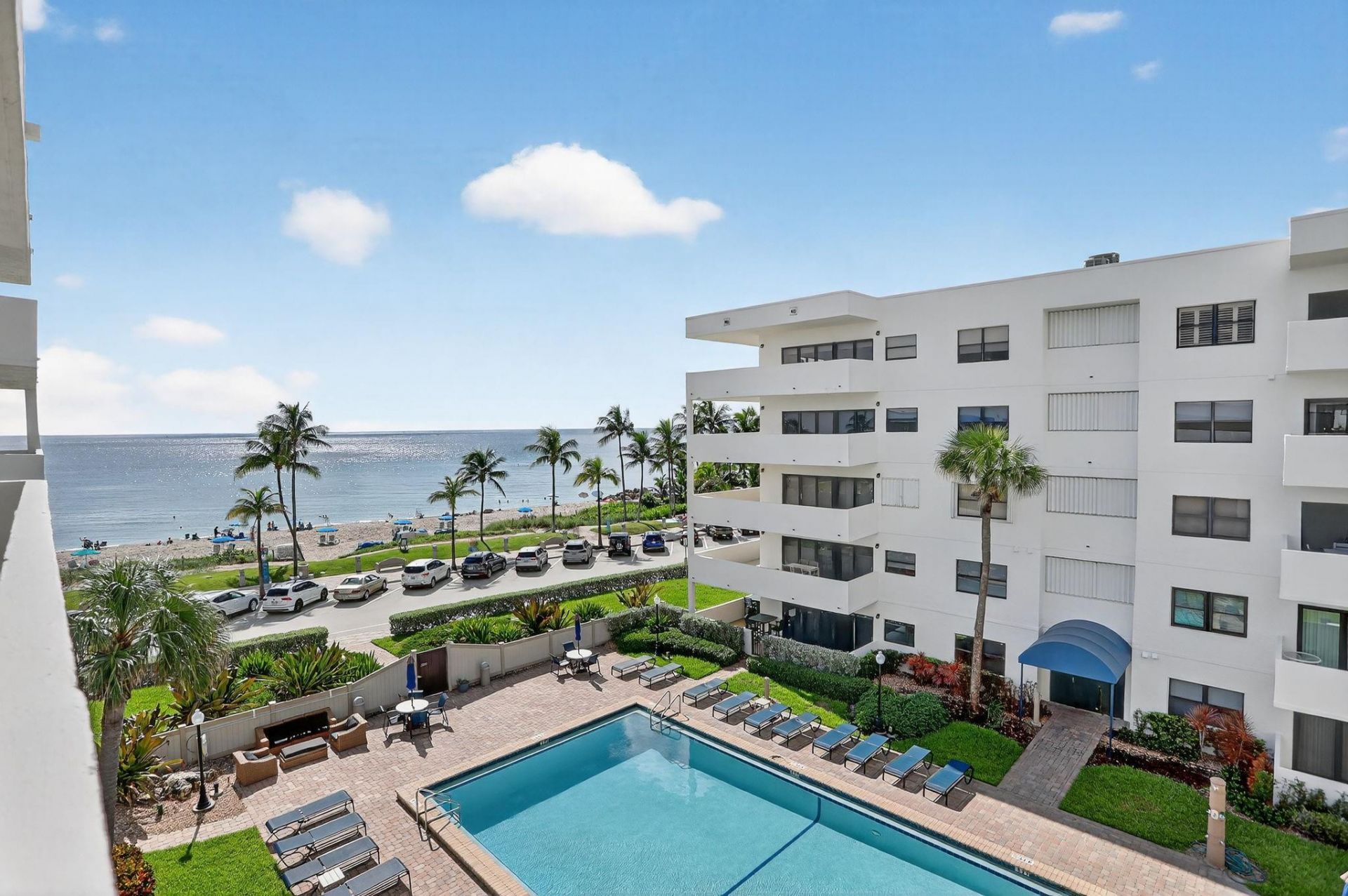330 SE 20 Avenue, Unit 421, Deerfield Beach, FL 33441 Photo