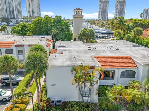 Unit 122, Aventura, FL 33180