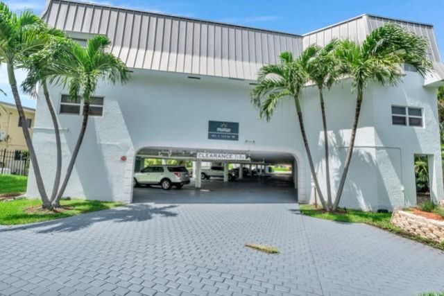 961 SE 20th Avenue, Unit 308, Deerfield Beach, FL 33441 Photo