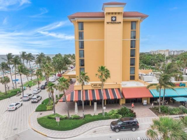 961 SE 20th Avenue, Unit 308, Deerfield Beach, FL 33441 Photo