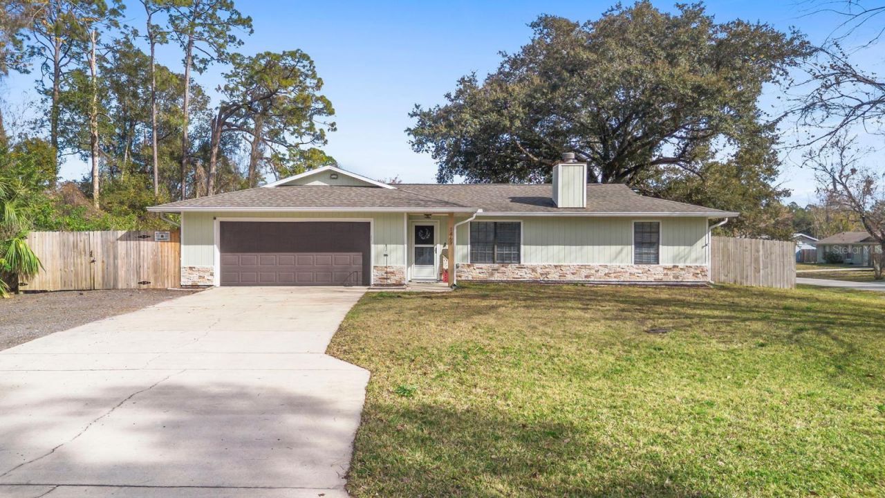 1469 General Custer Avenue, Daytona Beach, FL 32124 Main Photo