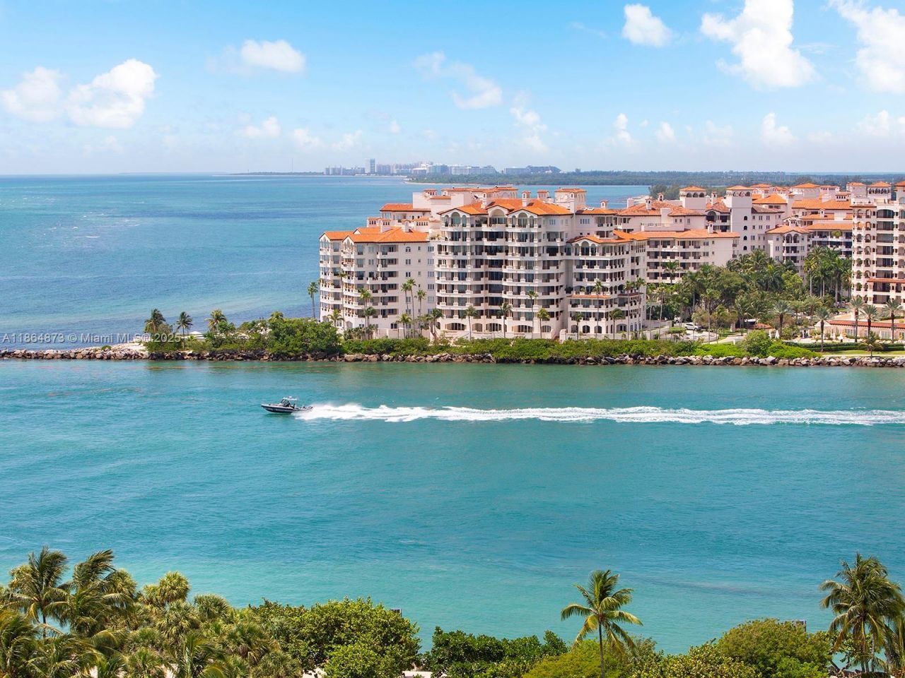 100 S Pointe Dr, Unit 1501, Miami Beach, FL 33139 Photo