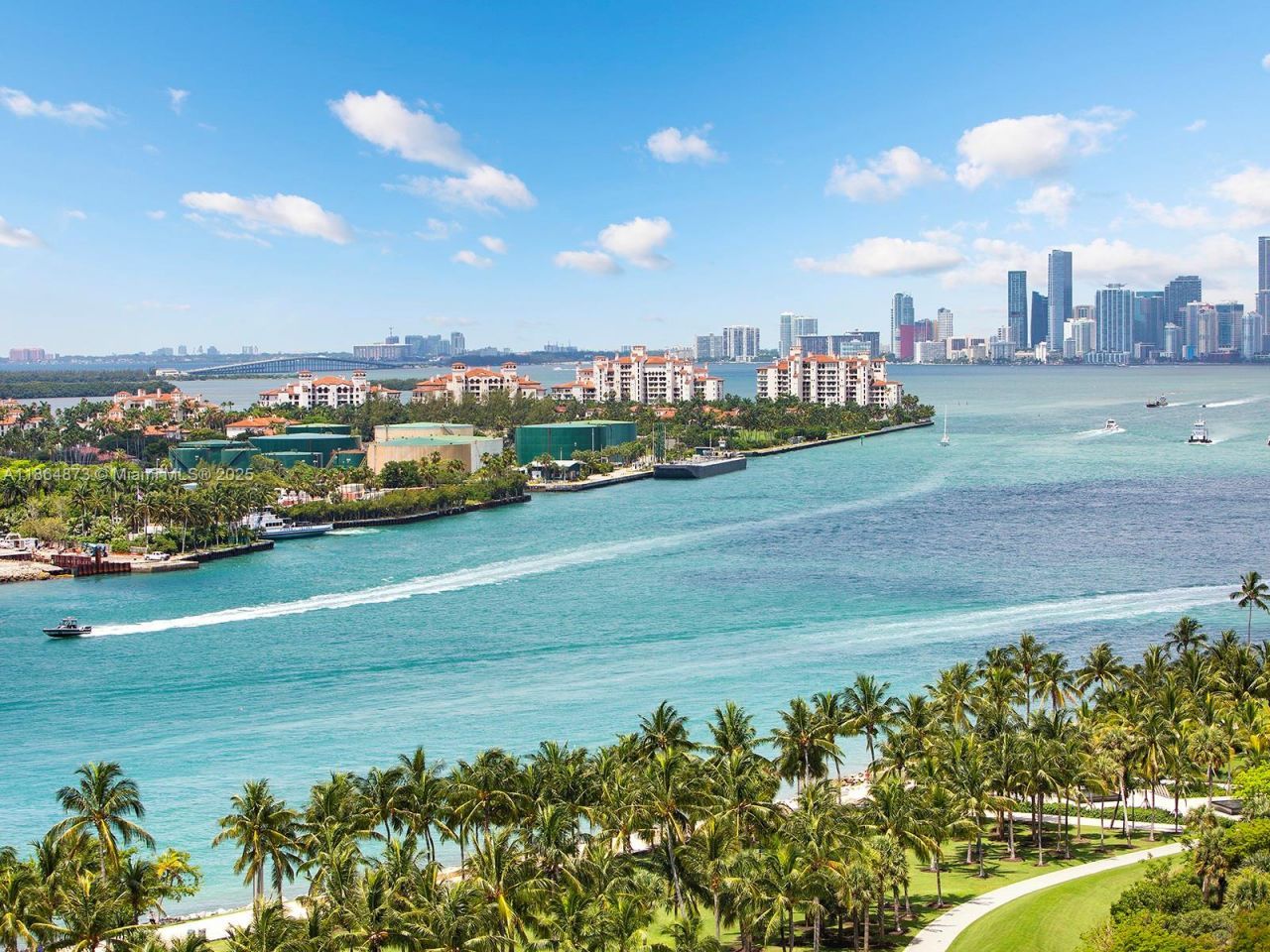 100 S Pointe Dr, Unit 1501, Miami Beach, FL 33139 Photo