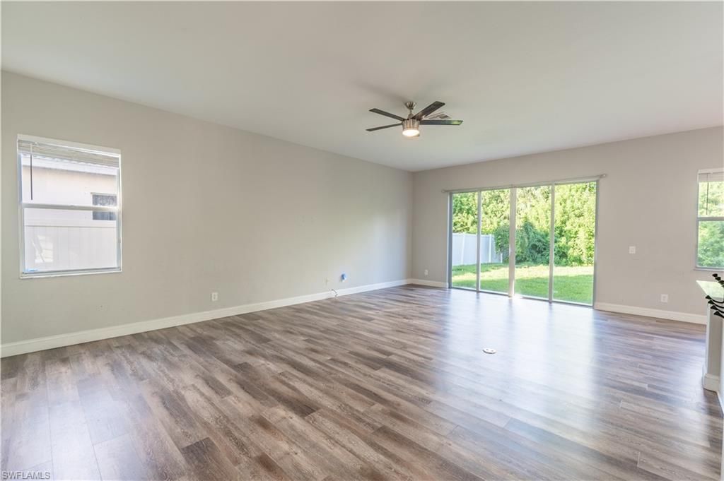 3003 Lake Manatee Ct, Cape Coral, FL 33909 Photo