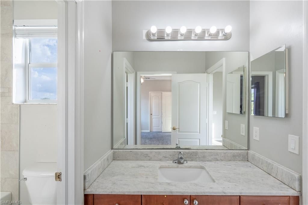 3003 Lake Manatee Ct, Cape Coral, FL 33909 Photo