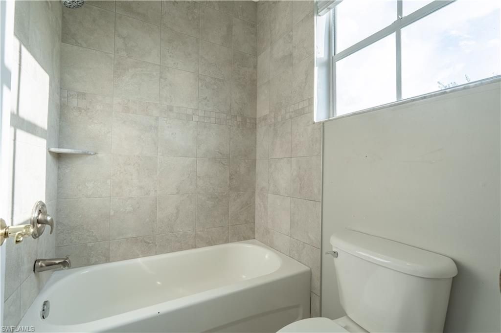 3003 Lake Manatee Ct, Cape Coral, FL 33909 Photo