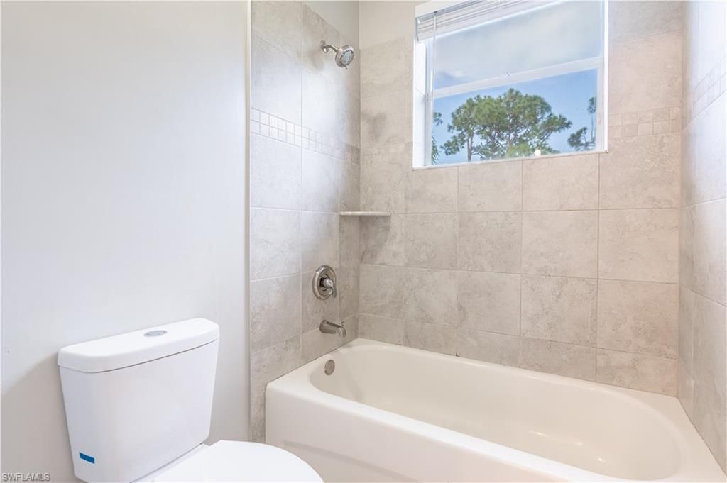 3003 Lake Manatee Ct, Cape Coral, FL 33909 Photo