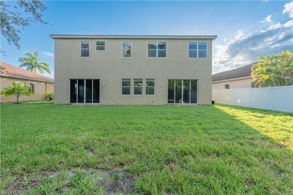 3003 Lake Manatee Ct, Cape Coral, FL 33909 Photo