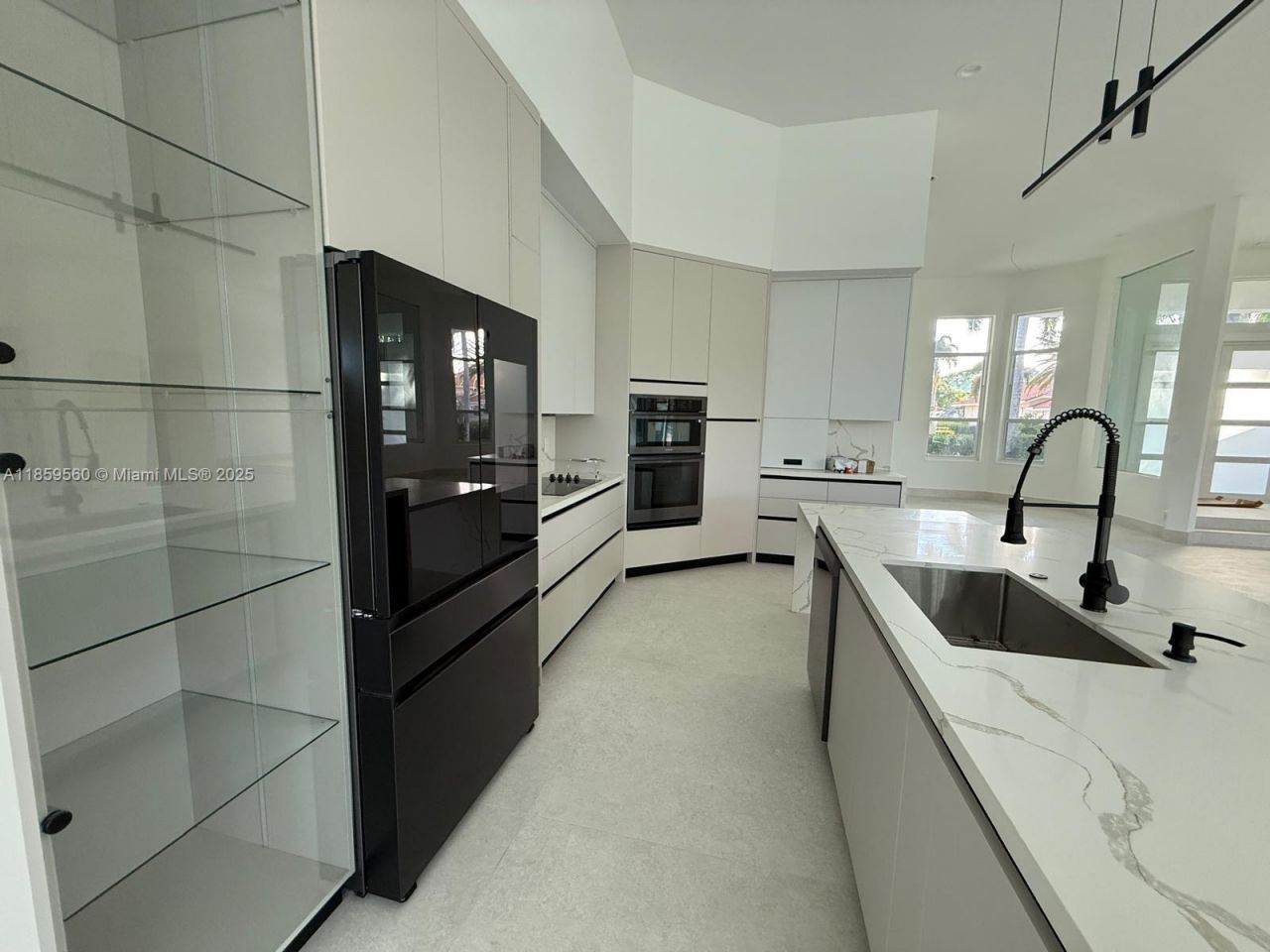 2523 Montclaire Cir, Weston, FL 33327 Photo