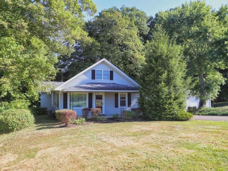 21359 Newcastle Road, Gambier, OH 43022 Photo 9