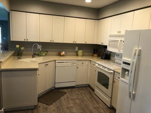 5767 Avista Drive, Unit 5767, Sarasota, FL 34243 Photo