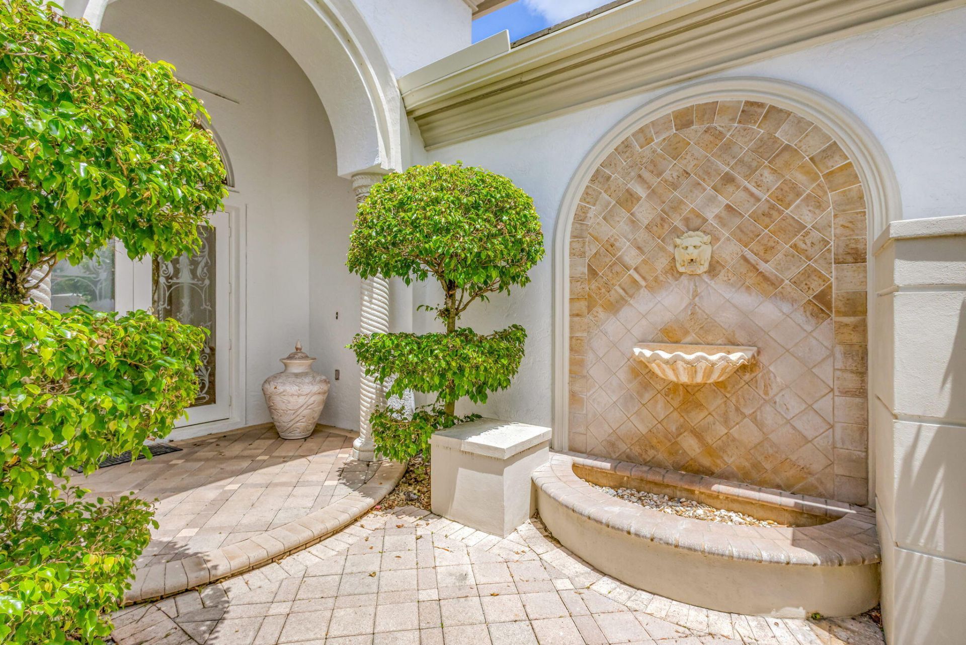 119 Via Paradisio, Palm Beach Gardens, FL 33418 Photo