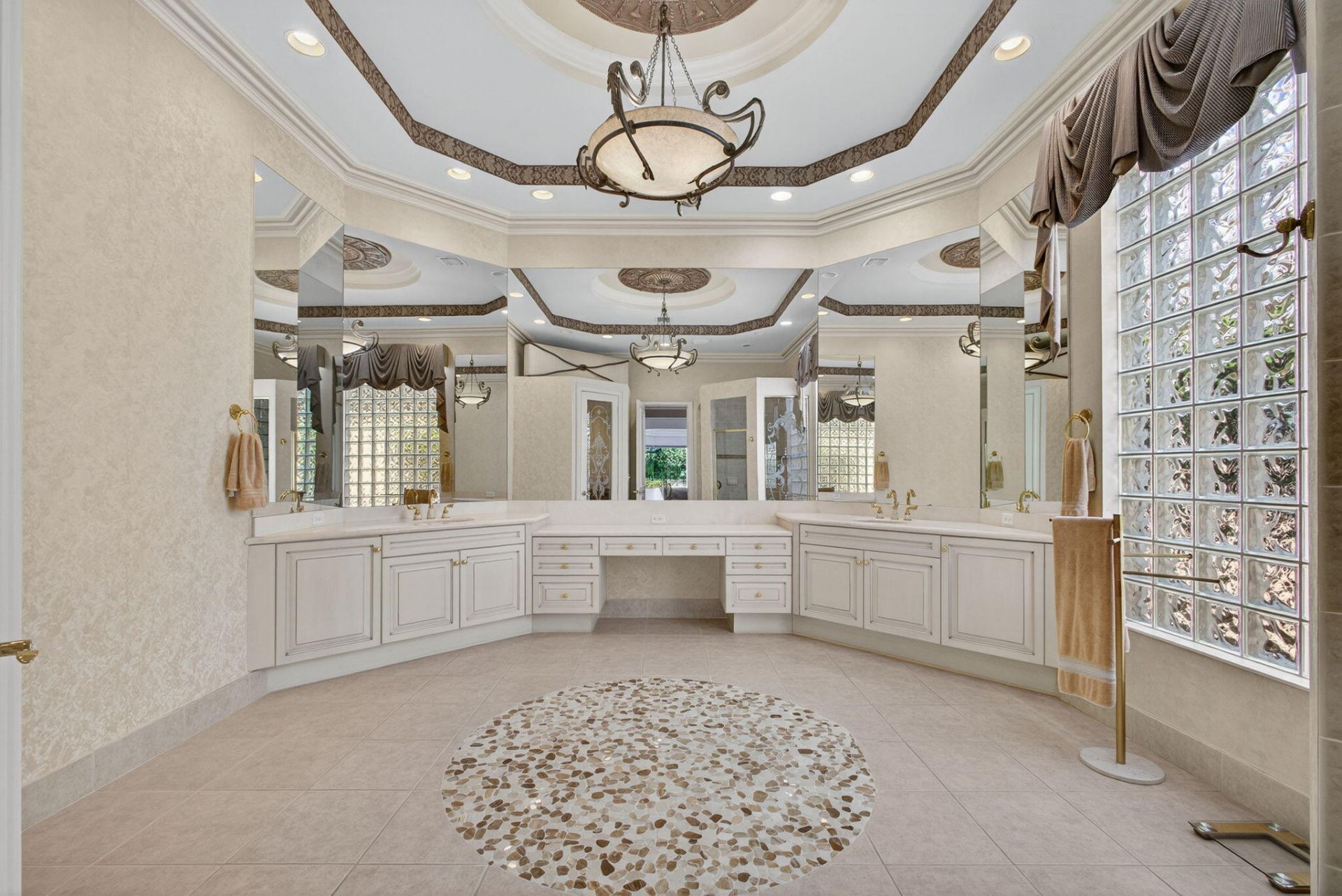 119 Via Paradisio, Palm Beach Gardens, FL 33418 Photo