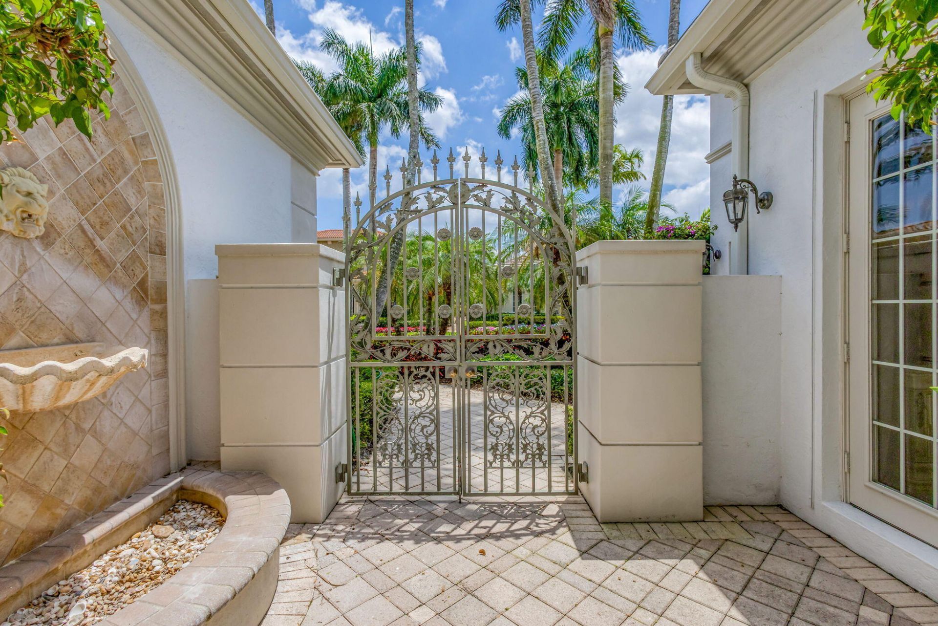 119 Via Paradisio, Palm Beach Gardens, FL 33418 Photo