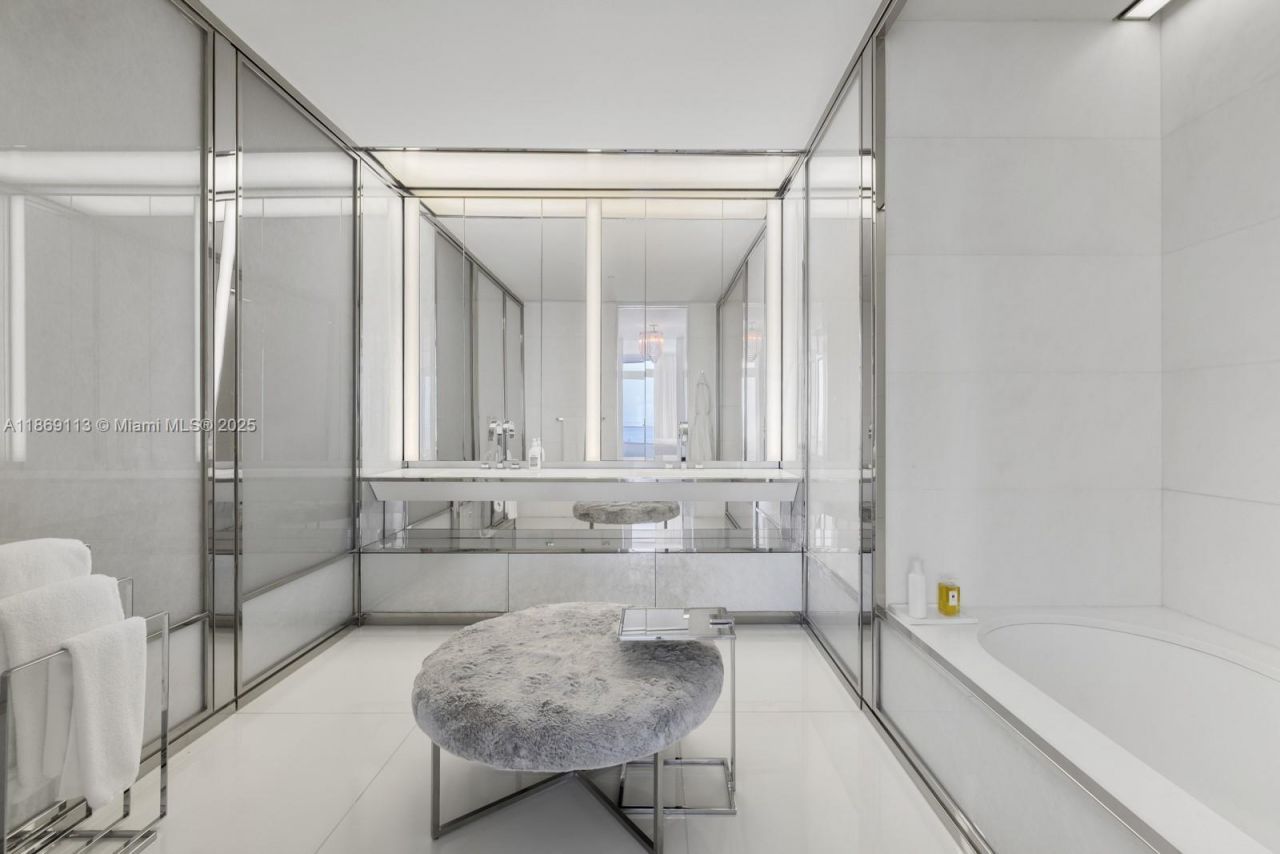 3315 Collins Ave, Unit 10B, Miami Beach, FL 33140 Photo