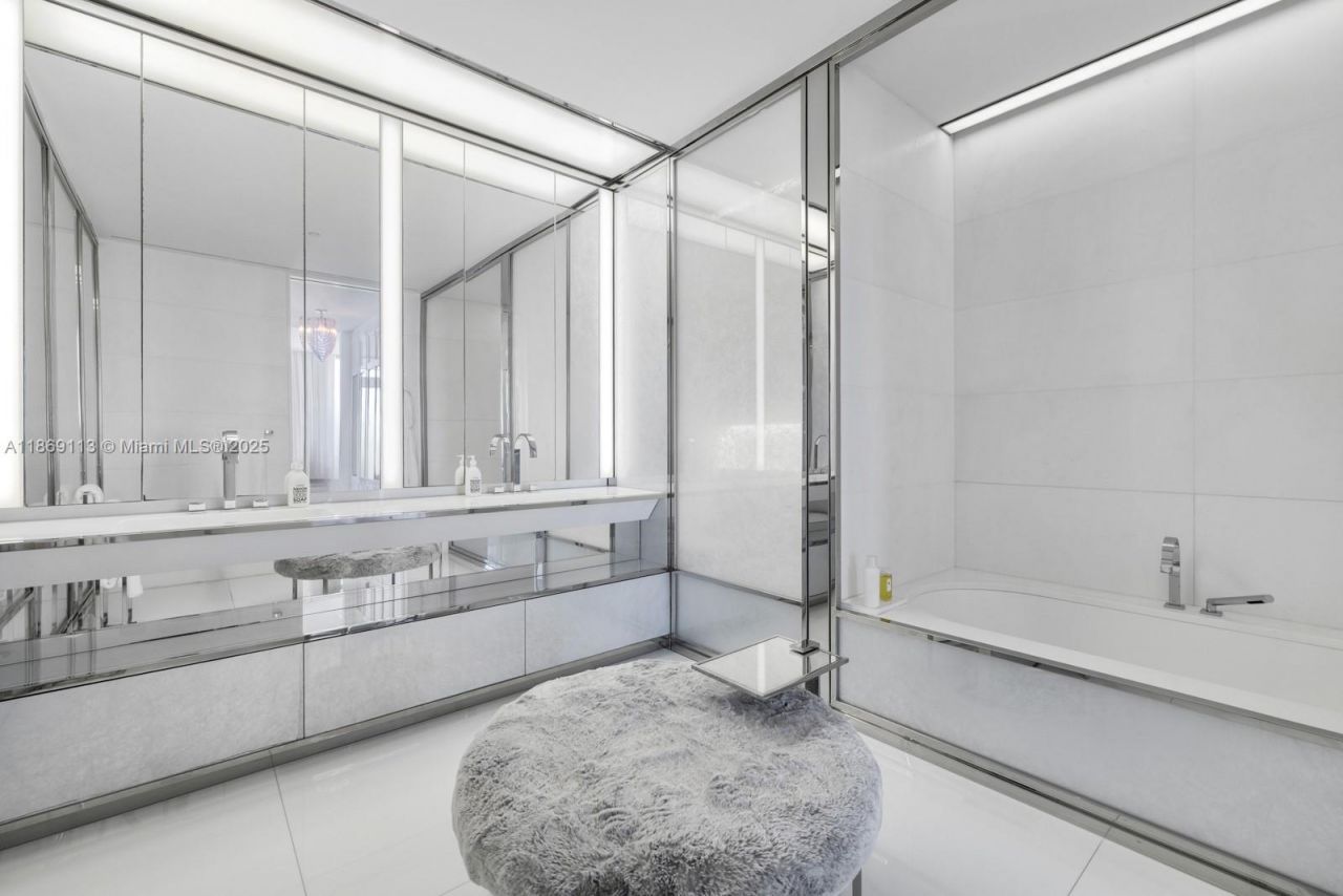 3315 Collins Ave, Unit 10B, Miami Beach, FL 33140 Photo